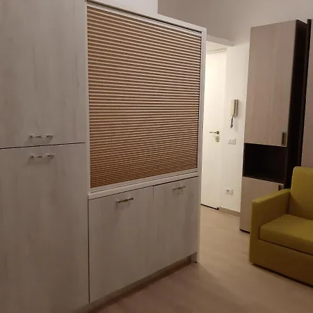 아파트 The House *